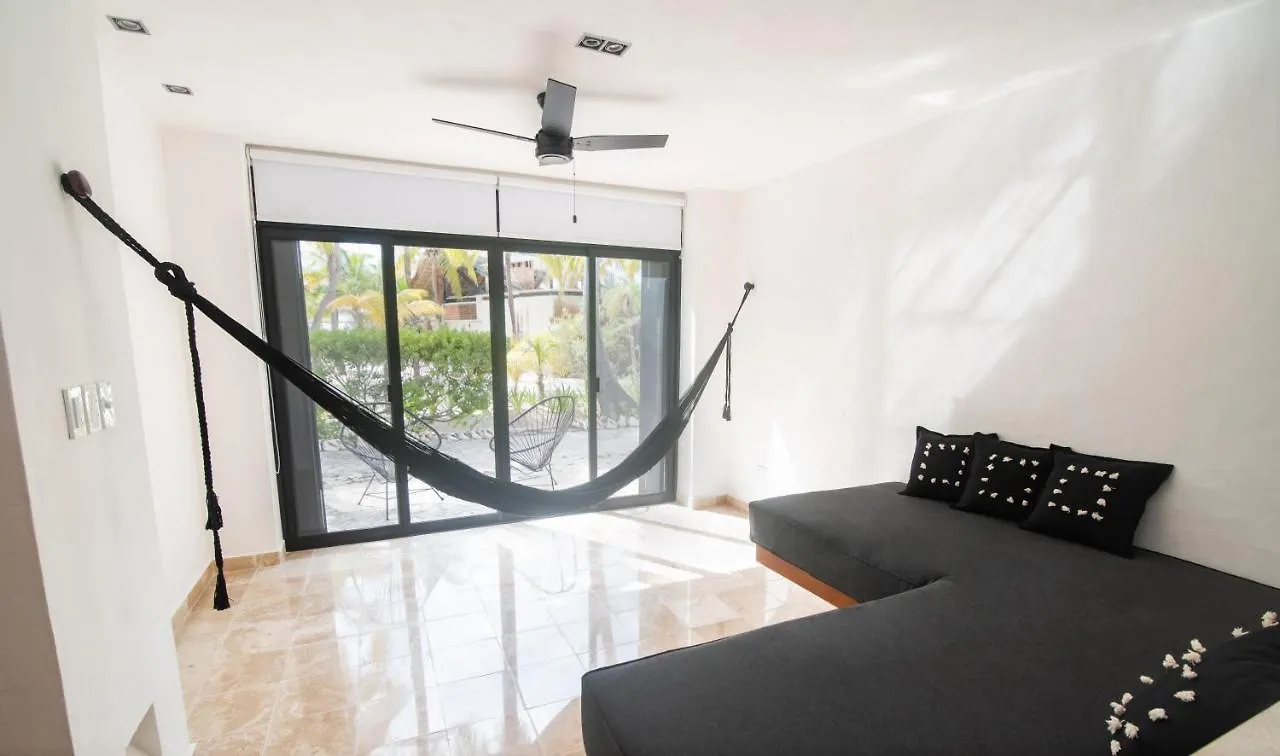 Casa Del Jaguar Beach Hotel Isla Mujeres