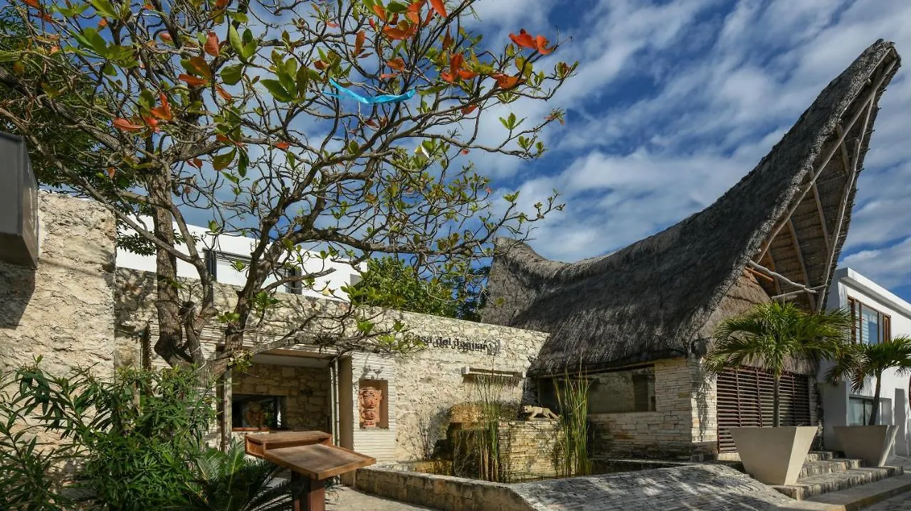 Casa Del Jaguar Beach Hotel Isla Mujeres