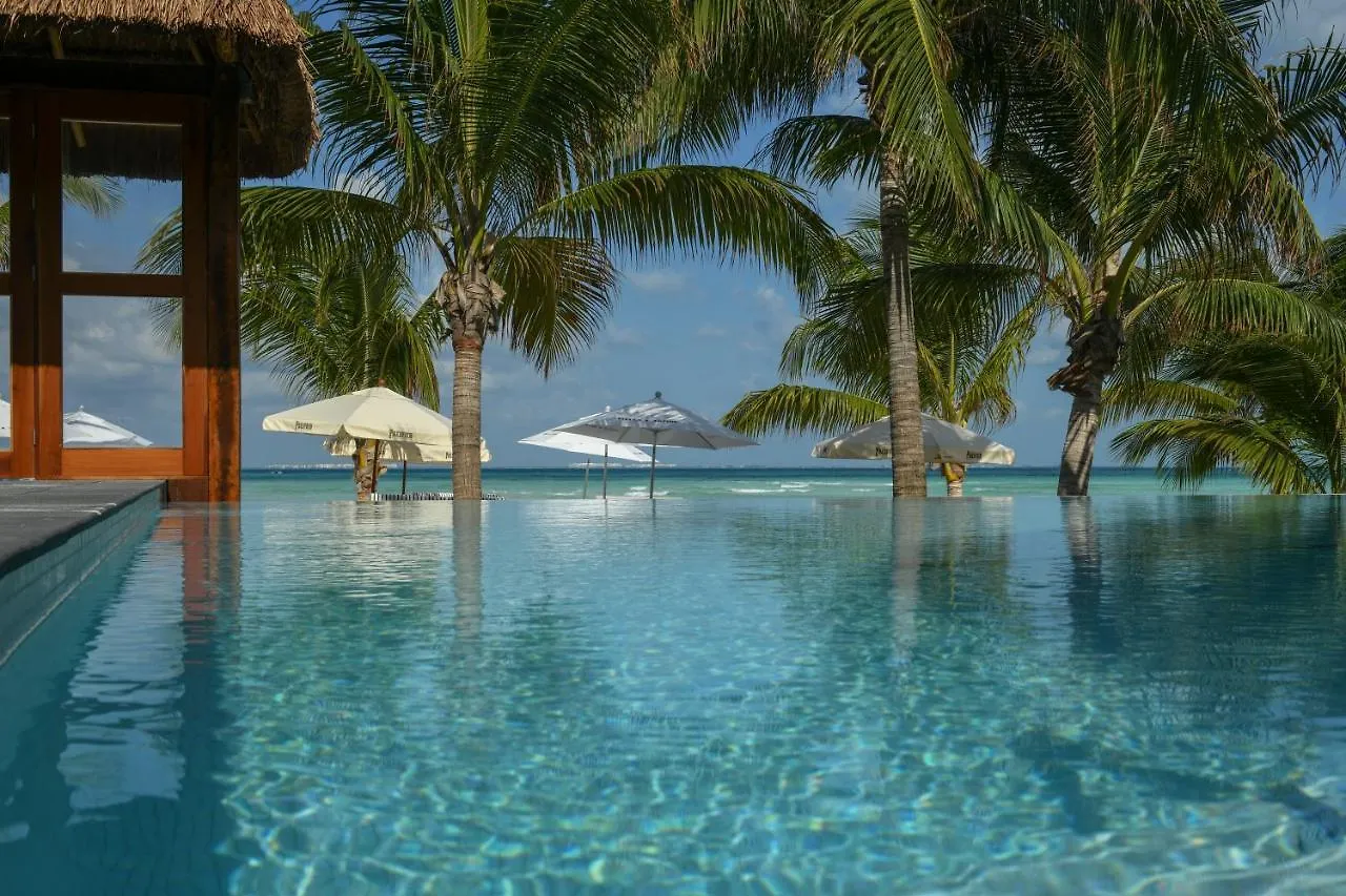 Casa Del Jaguar Beach Hotel Isla Mujeres