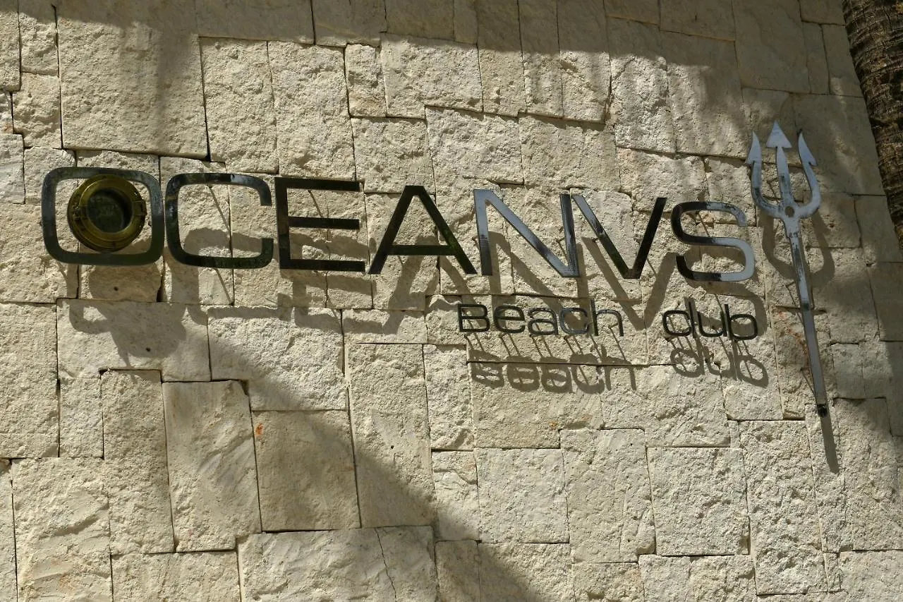 Casa Del Jaguar Beach Hotel Isla Mujeres
