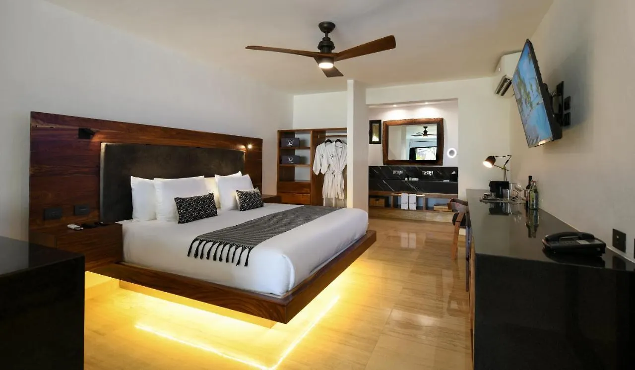 Casa Del Jaguar Beach Hotel Isla Mujeres 5*,